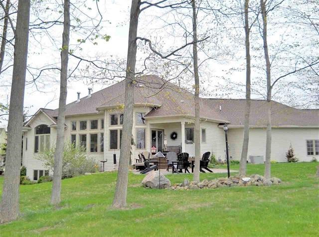 2210 Carnoustie Circle, Kendallville, IN 46755