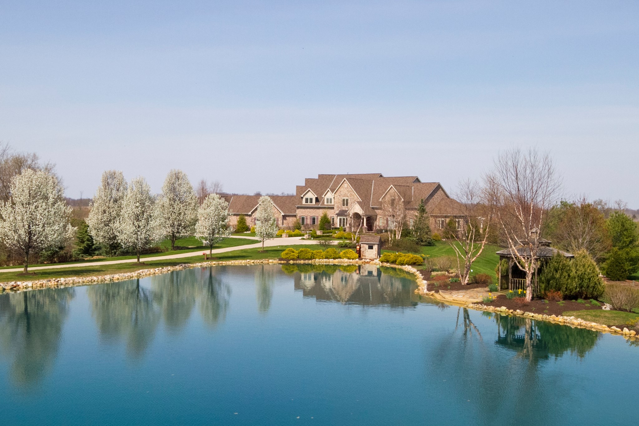 15718 Viberg Road, Leo, IN 46765