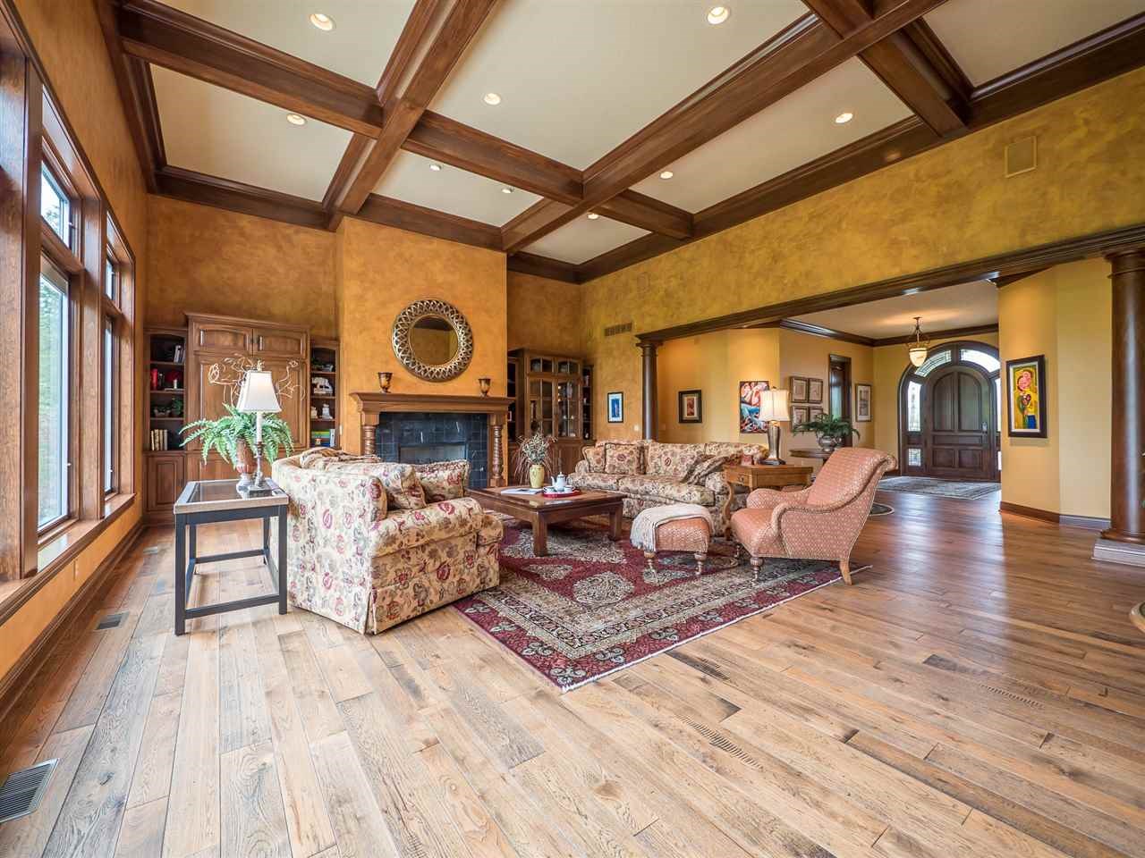 15718 Viberg Road, Leo, IN 46765