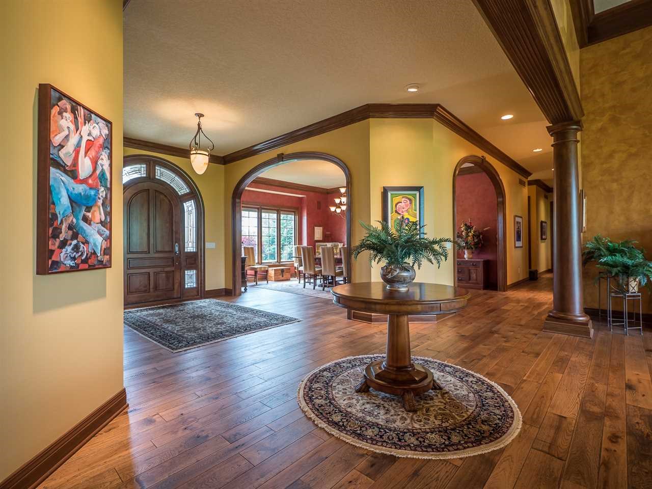 15718 Viberg Road, Leo, IN 46765