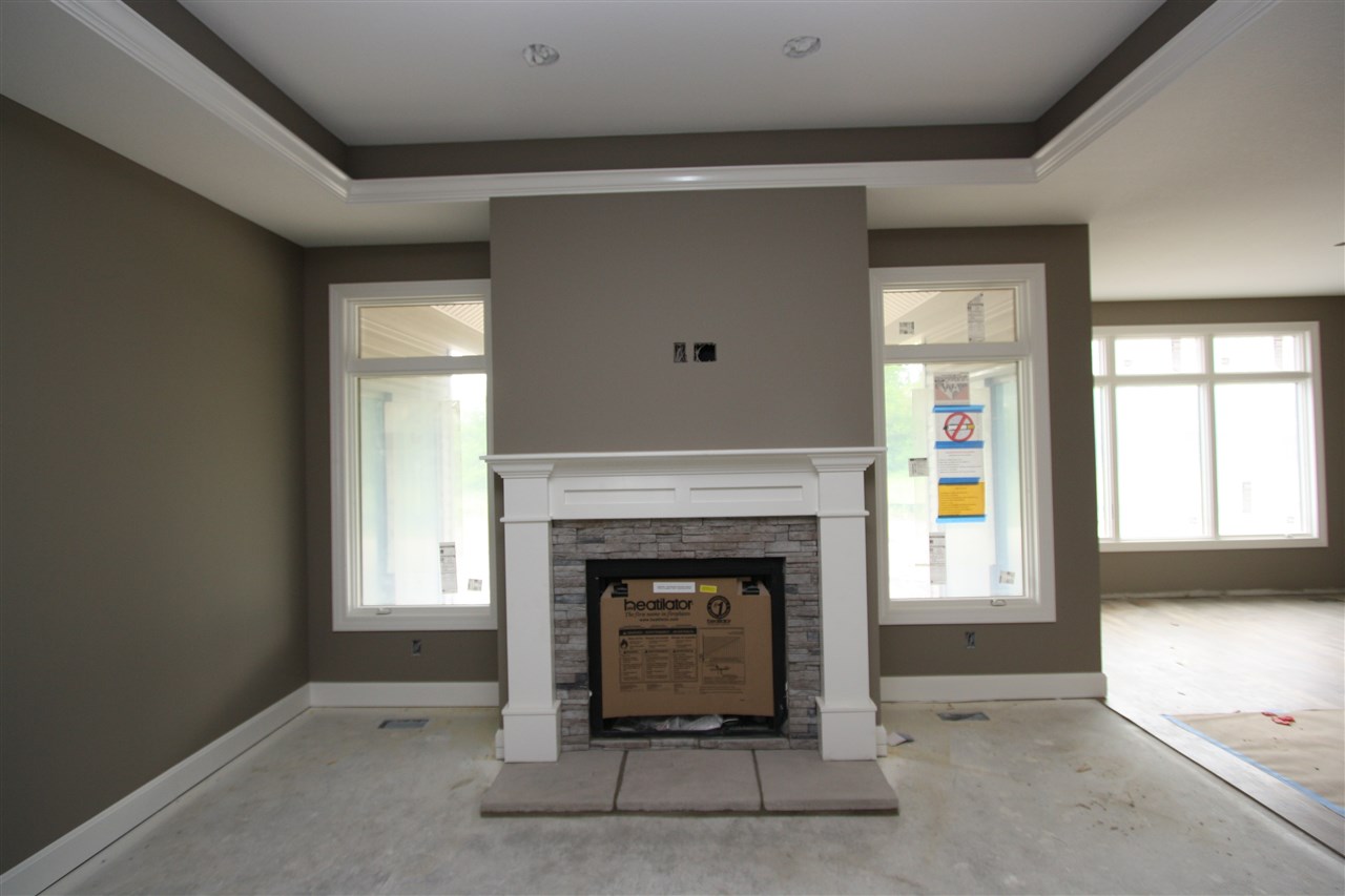 15167 Leo Creek Blvd, Leo, IN 46765