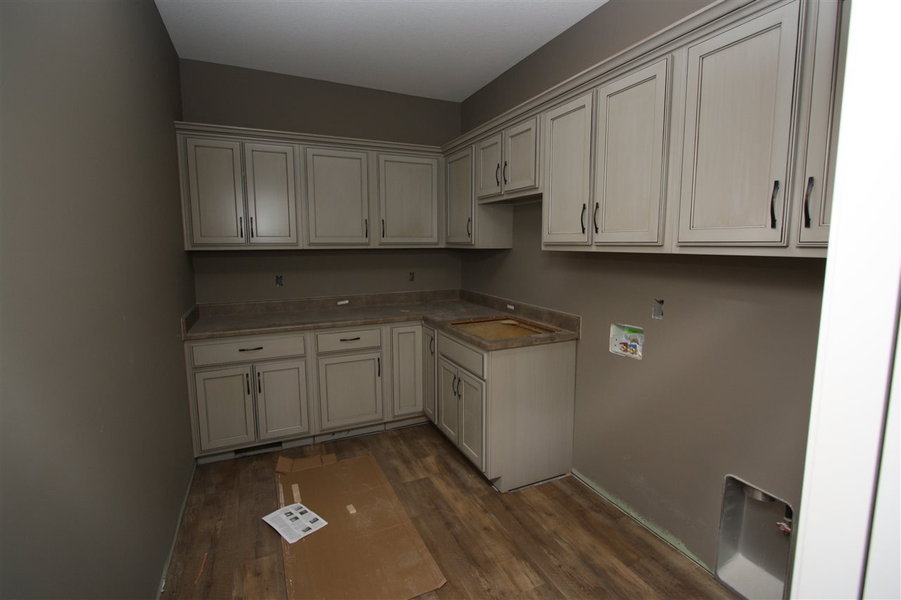 15167 Leo Creek Blvd, Leo, IN 46765