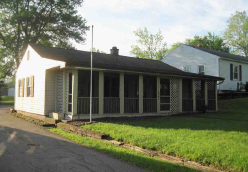 2041 Medford DrFort Wayne, IN, 46803Allen County