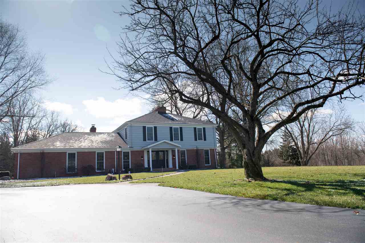 2821 La Balme, Fort Wayne, IN 46804