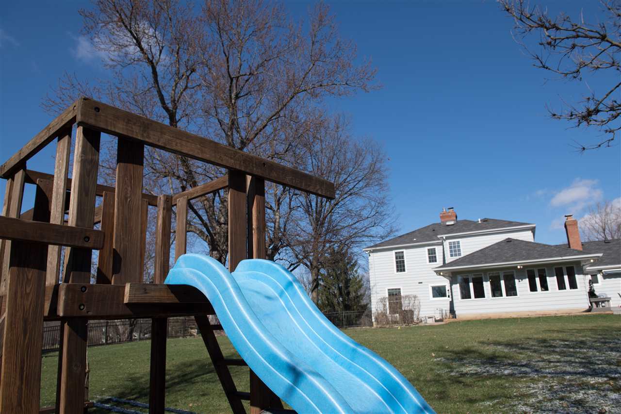 2821 La Balme, Fort Wayne, IN 46804