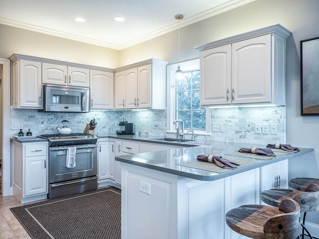 12018 Sycamore Lakes Court, Fort Wayne, IN 46814