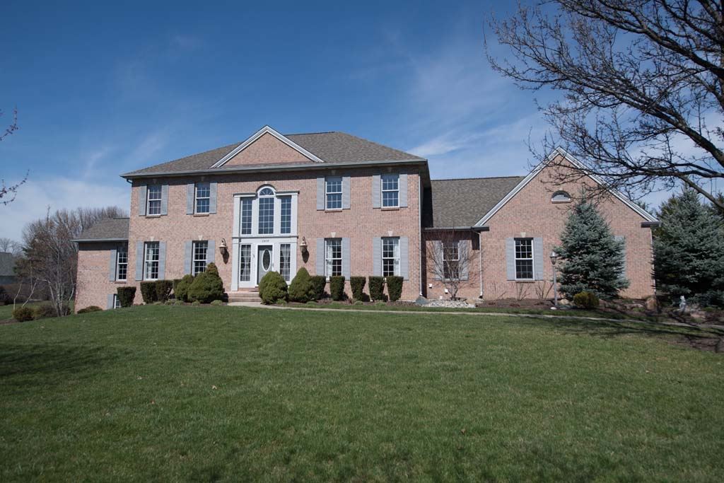 2418 Sycamore Hills, Fort Wayne, IN 46814