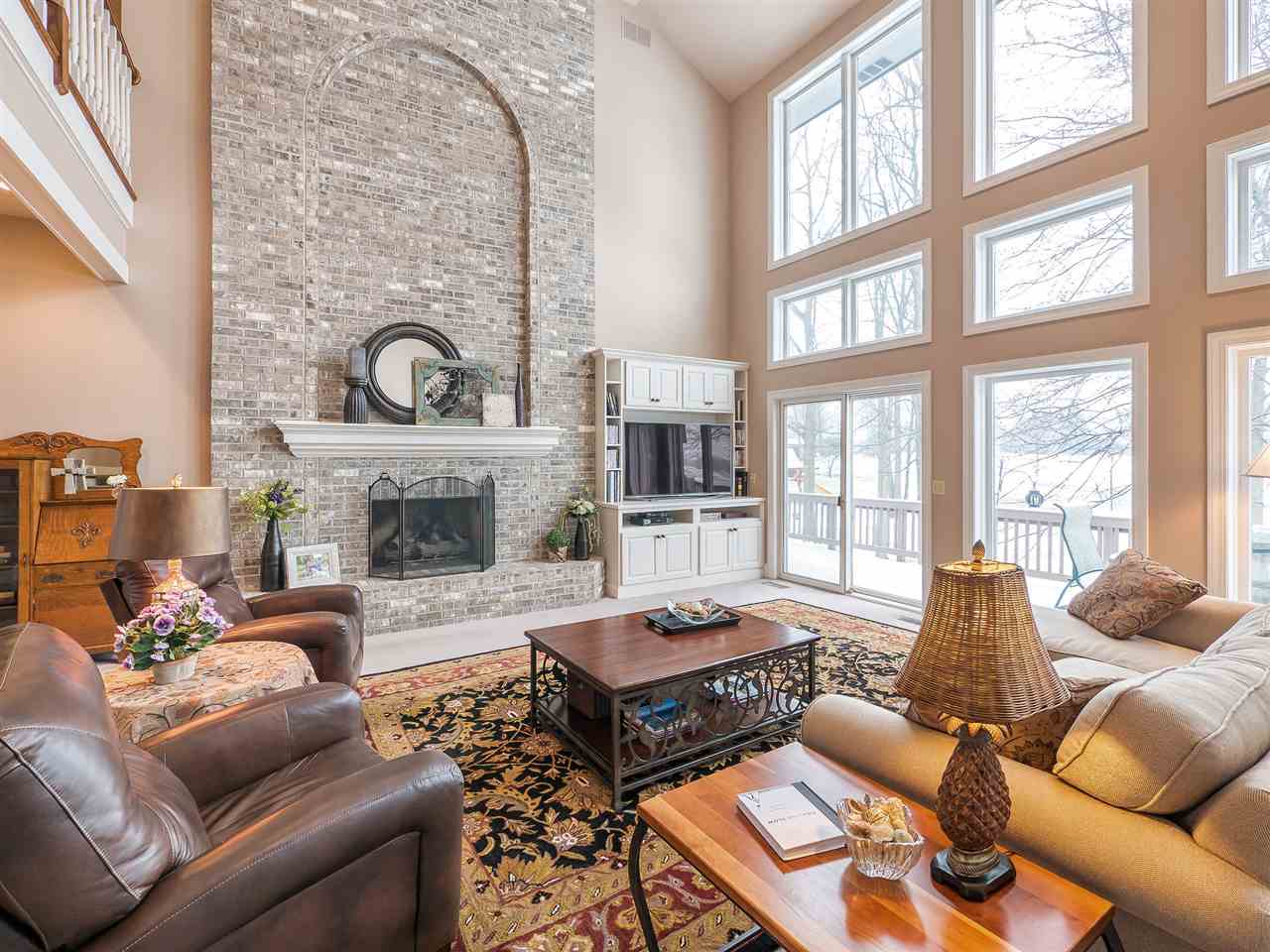 2016 Sycamore Hills, Fort Wayne, IN 46814