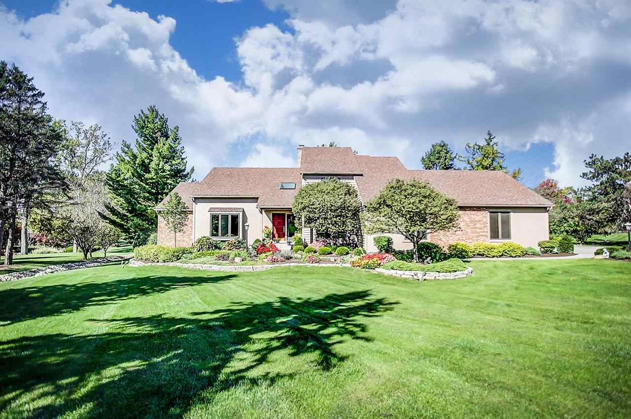 2528 Sycamore Hills, Fort Wayne, IN 46814