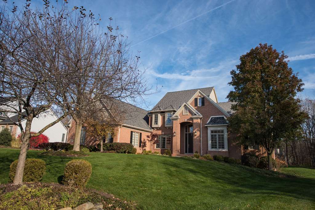 11434 Bittersweet Creek Run, Fort Wayne, IN 46814