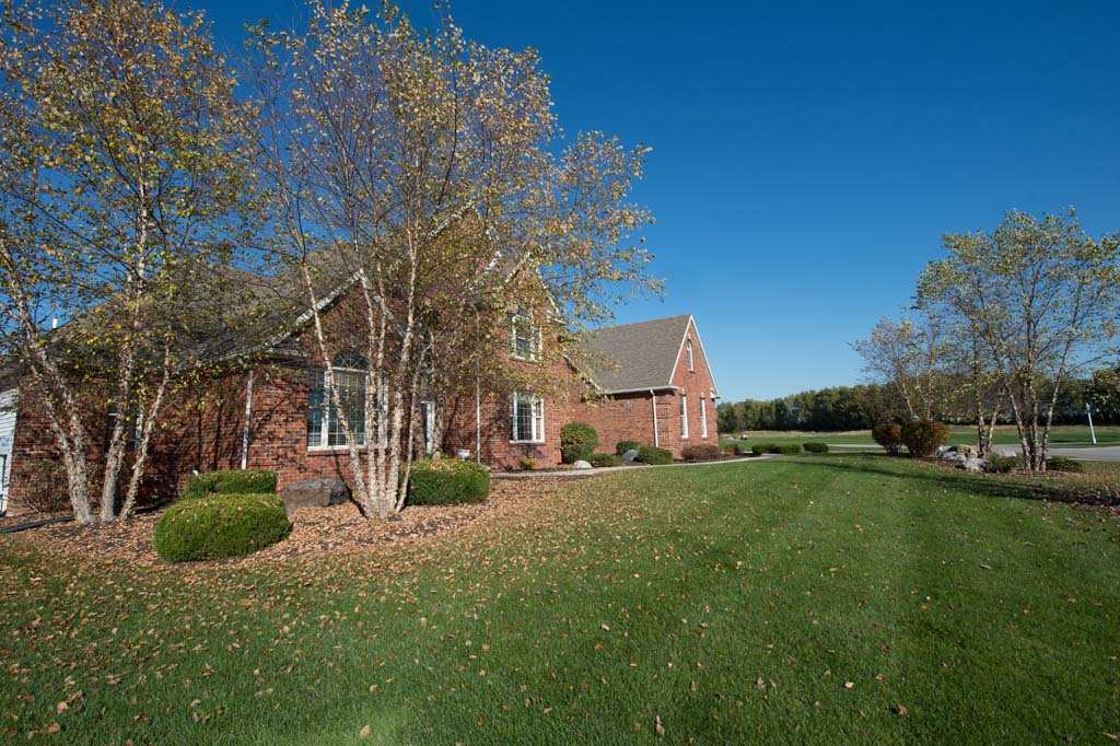 110 Chestnut Hills Parkway, Fort Wayne, IN 46814