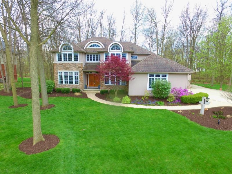 8530 Quailwest Cove, Fort Wayne, IN 46835