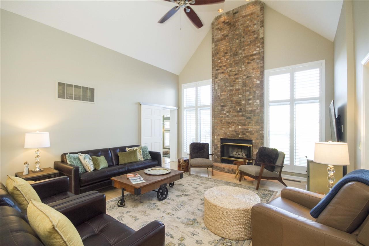 12311 Harbour Pointe, Fort Wayne, IN 46845