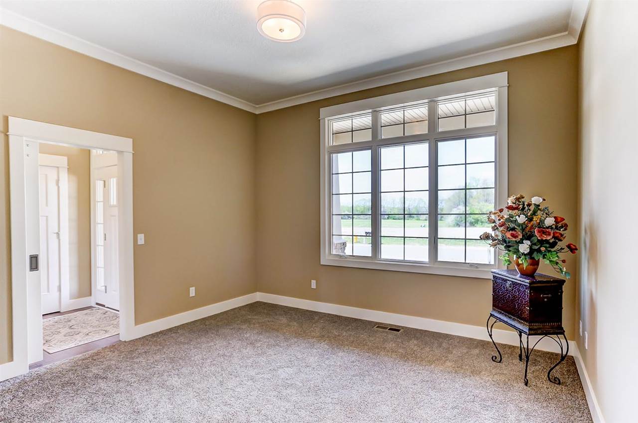 11650 Talis Park Way, Fort Wayne, IN 46845