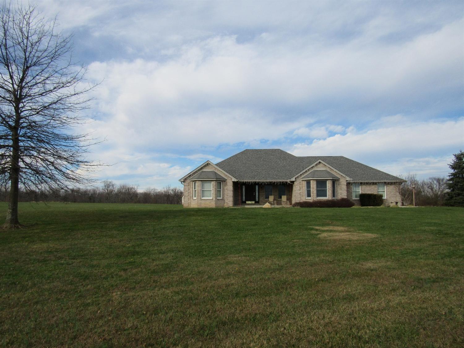 10953 Hoffman Road, Aurora, IN 47001