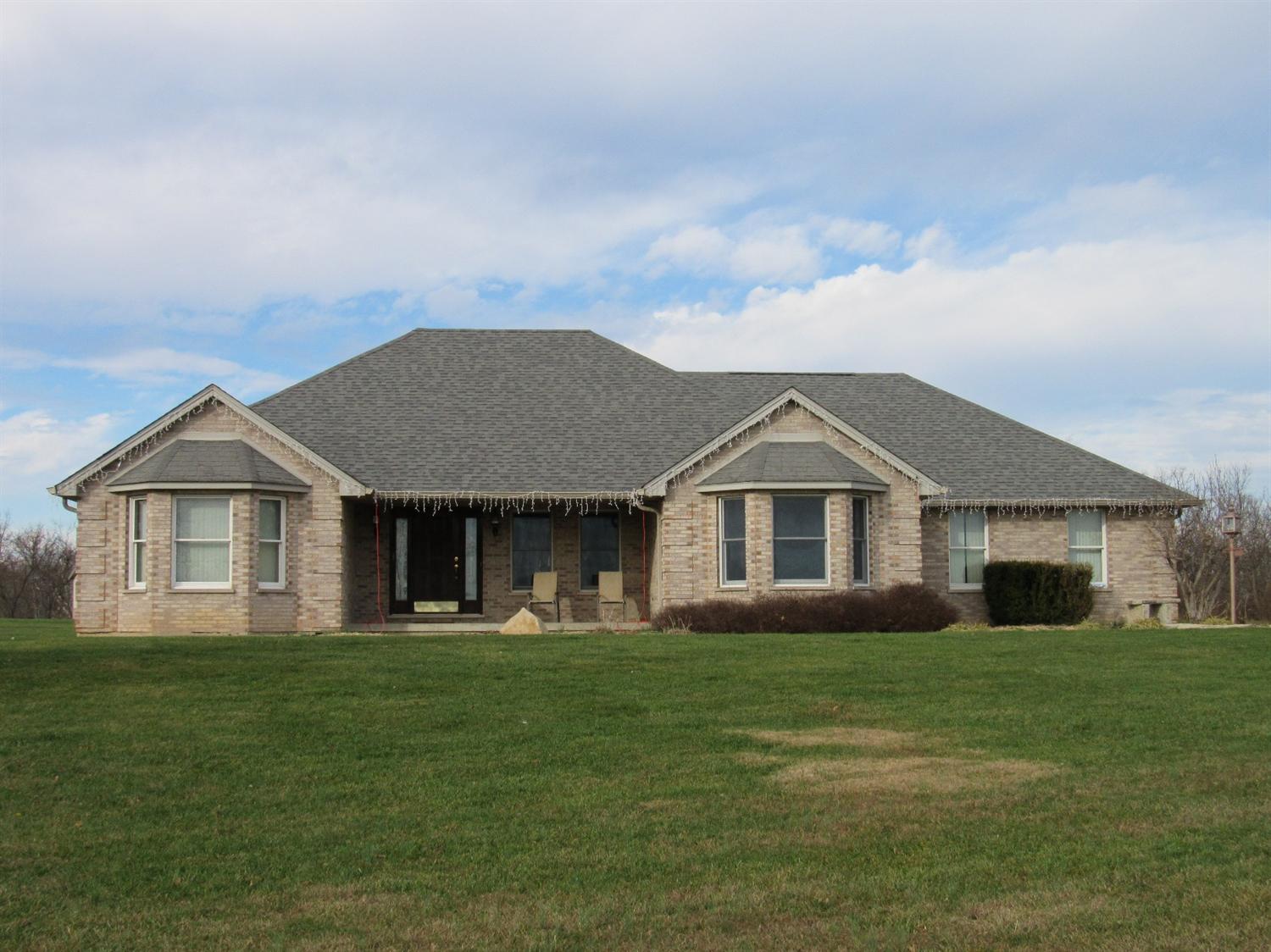 10953 Hoffman Road, Aurora, IN 47001