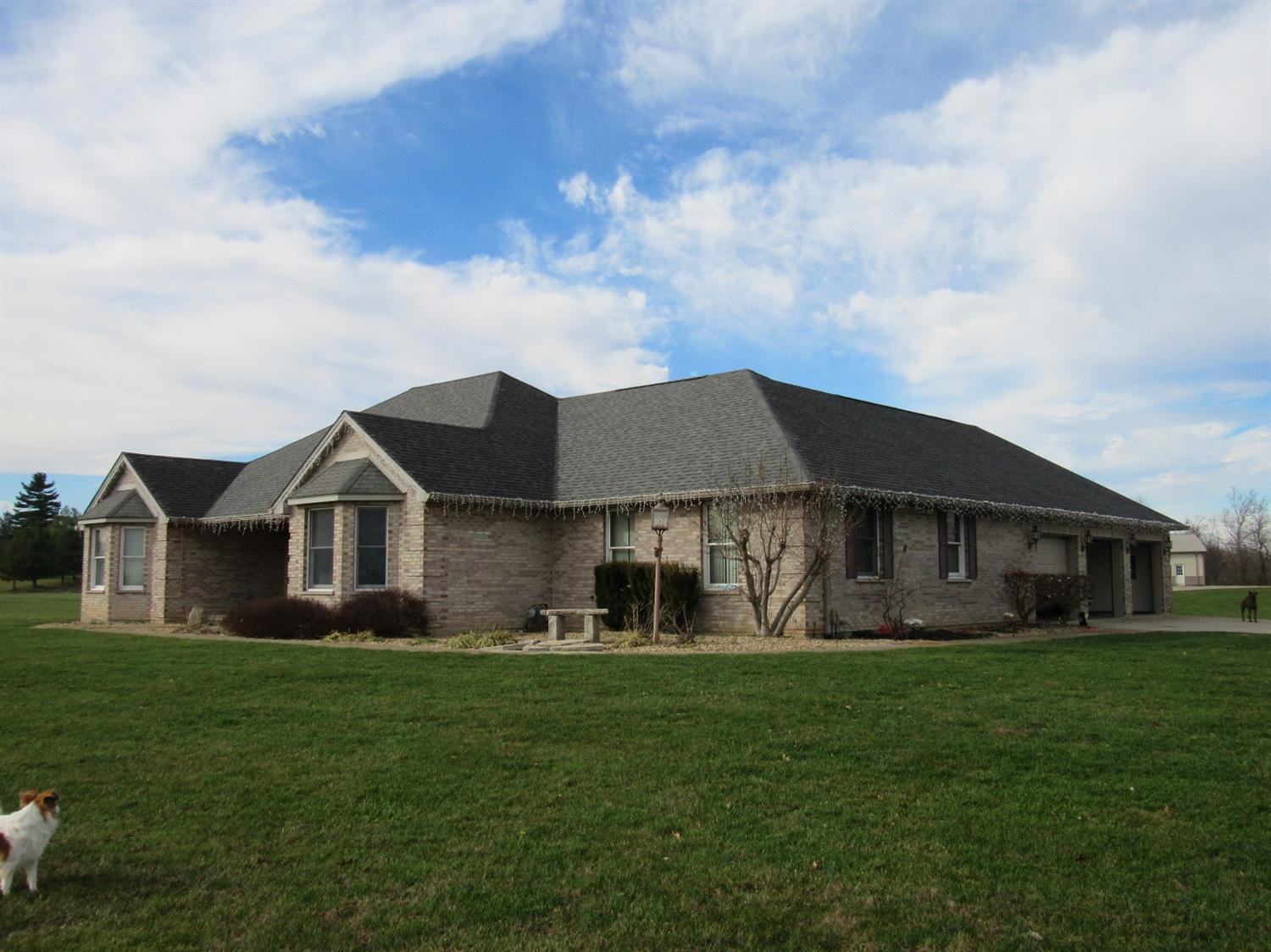 10953 Hoffman Road, Aurora, IN 47001