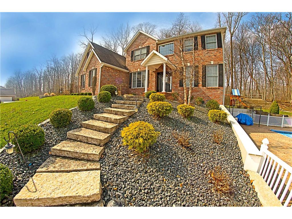 11 Valley Court, Batesville, IN 47006