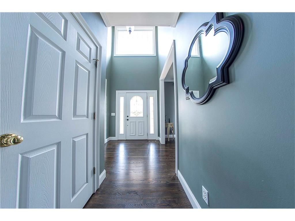 11 Valley Court, Batesville, IN 47006