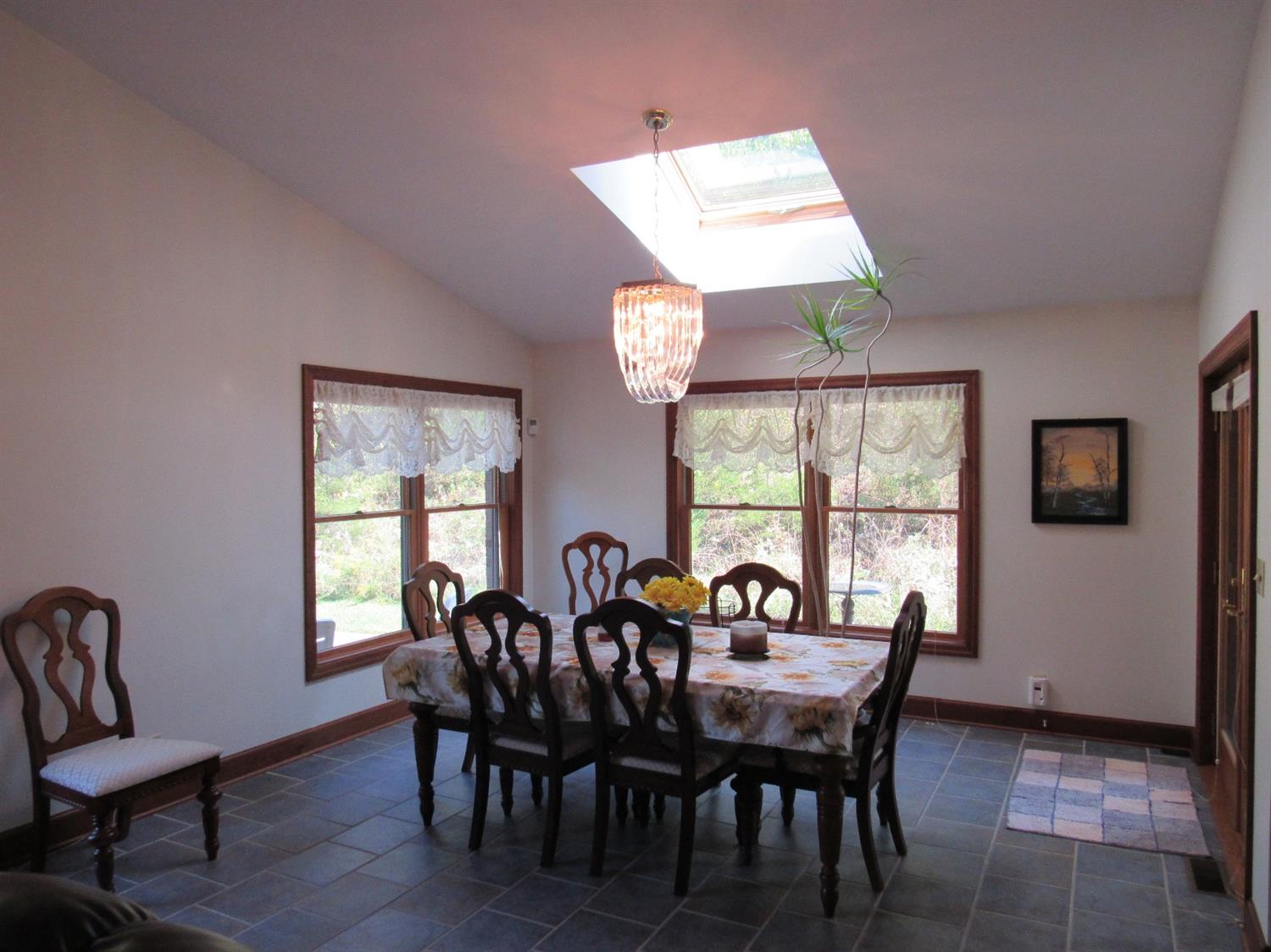10216 Heritage Lane, Dillsboro, IN 47018