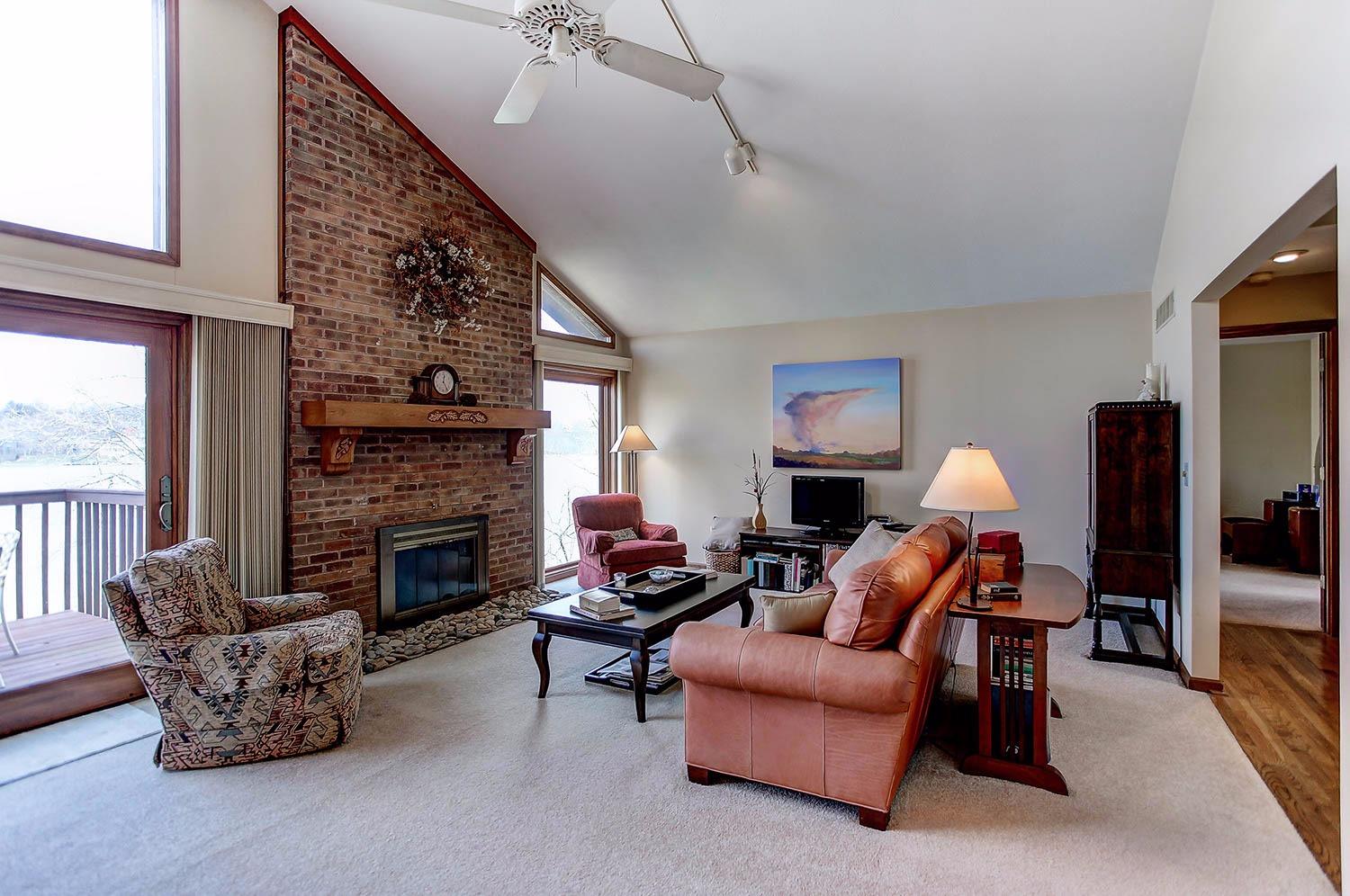 19447 Newcom Knoll, Lawrenceburg, IN 47025