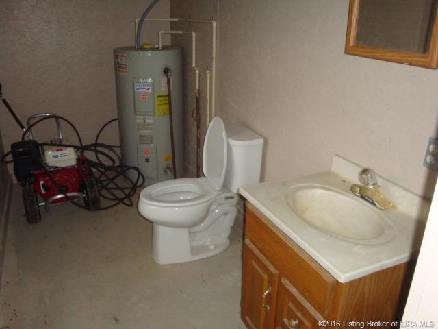 10479 W Forest View Road, Campbellsburg, IN 47108