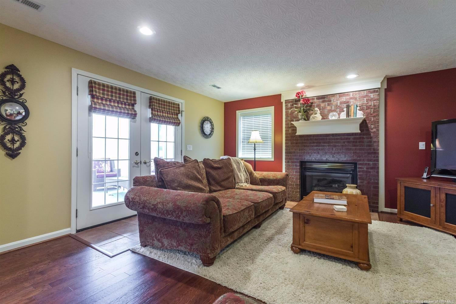 1420 Creekstone Drive NE, Corydon, IN 47112