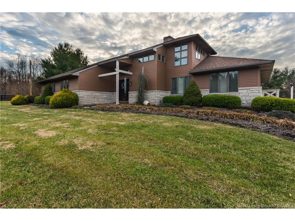 9275 SE Posey Dr, Elizabeth, IN 47117