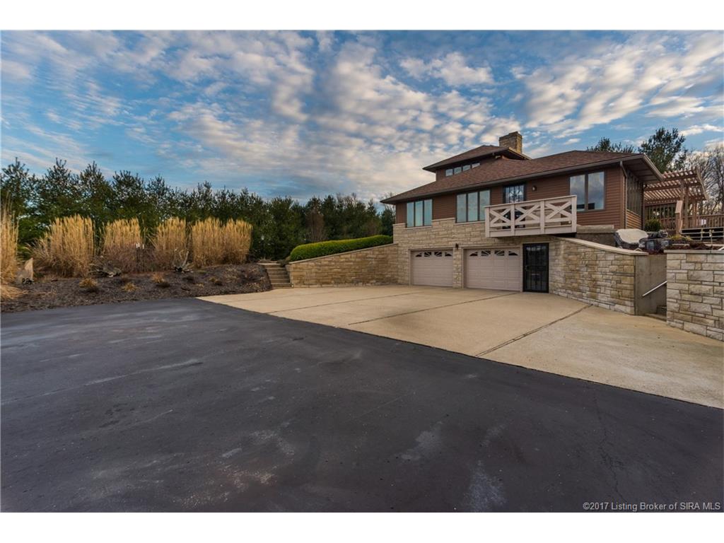 9275 SE Posey Dr, Elizabeth, IN 47117