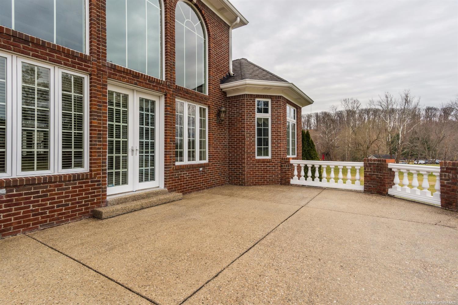6005 English Court, Floyds Knobs, IN 47119