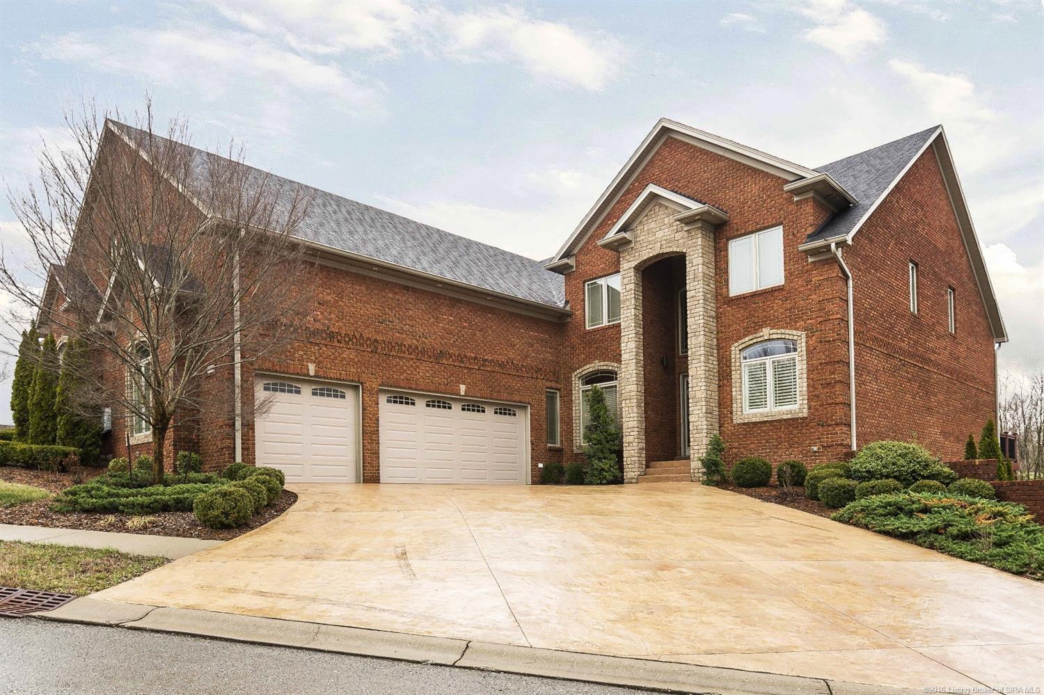 2000 Vincennes Place, Floyds Knobs, IN 47119