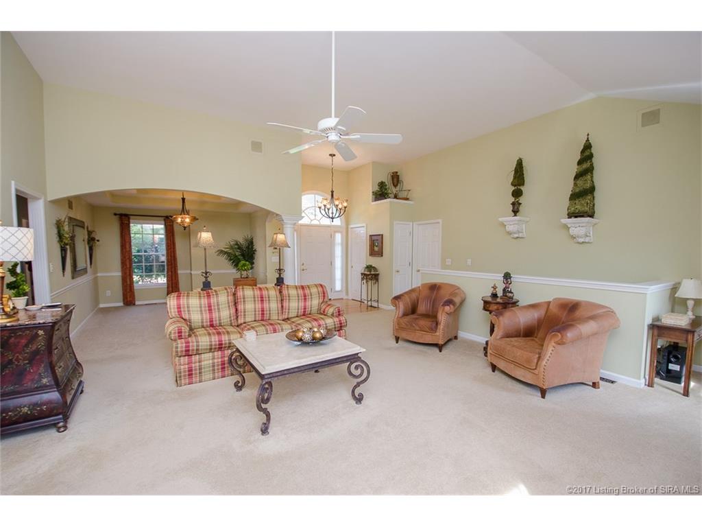 3102 Leidolf Court, Floyds Knobs, IN 47119