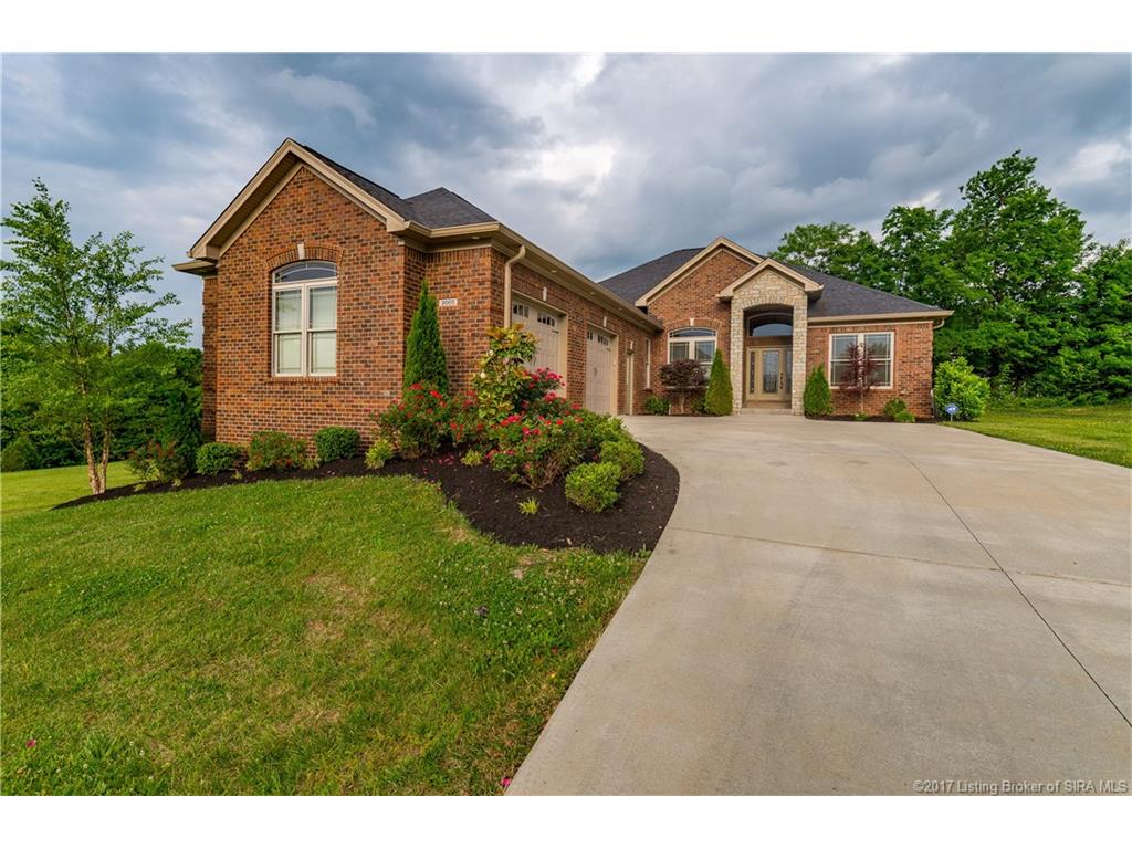 2005 Vincennes Place, Floyds Knobs, IN 47119