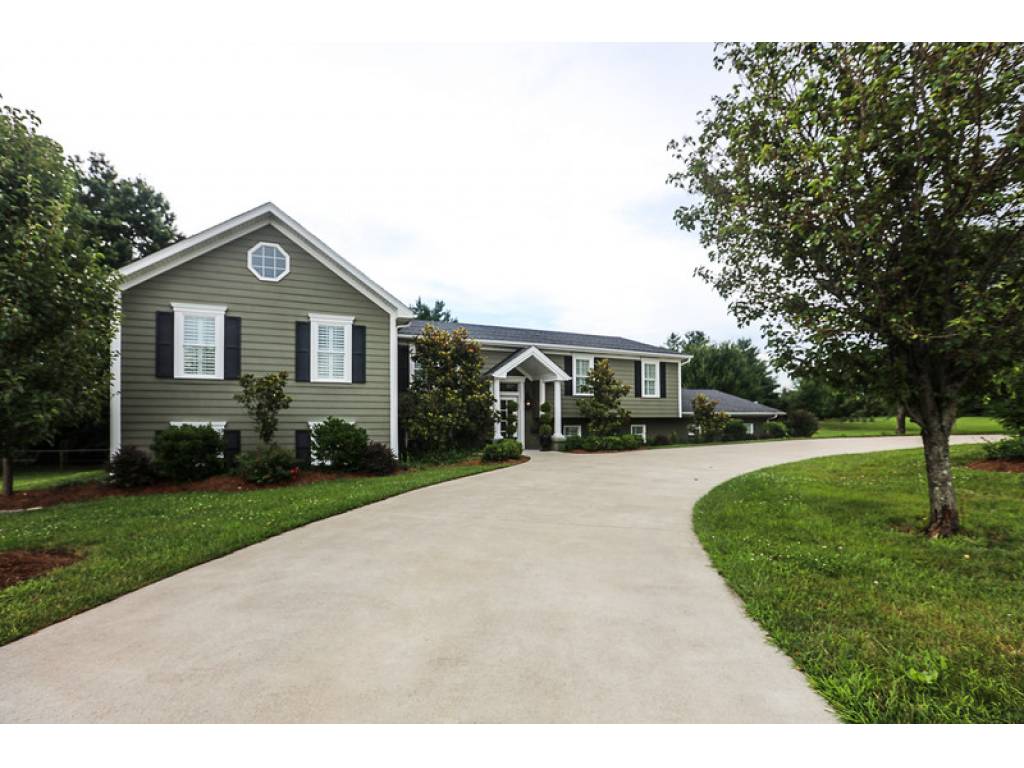 3586 Alonzo Smith Rd, Georgetown, IN 47122
