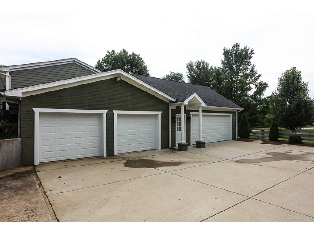 3586 Alonzo Smith Rd, Georgetown, IN 47122
