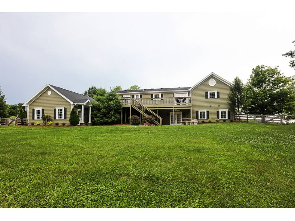 3586 Alonzo Smith Rd, Georgetown, IN 47122
