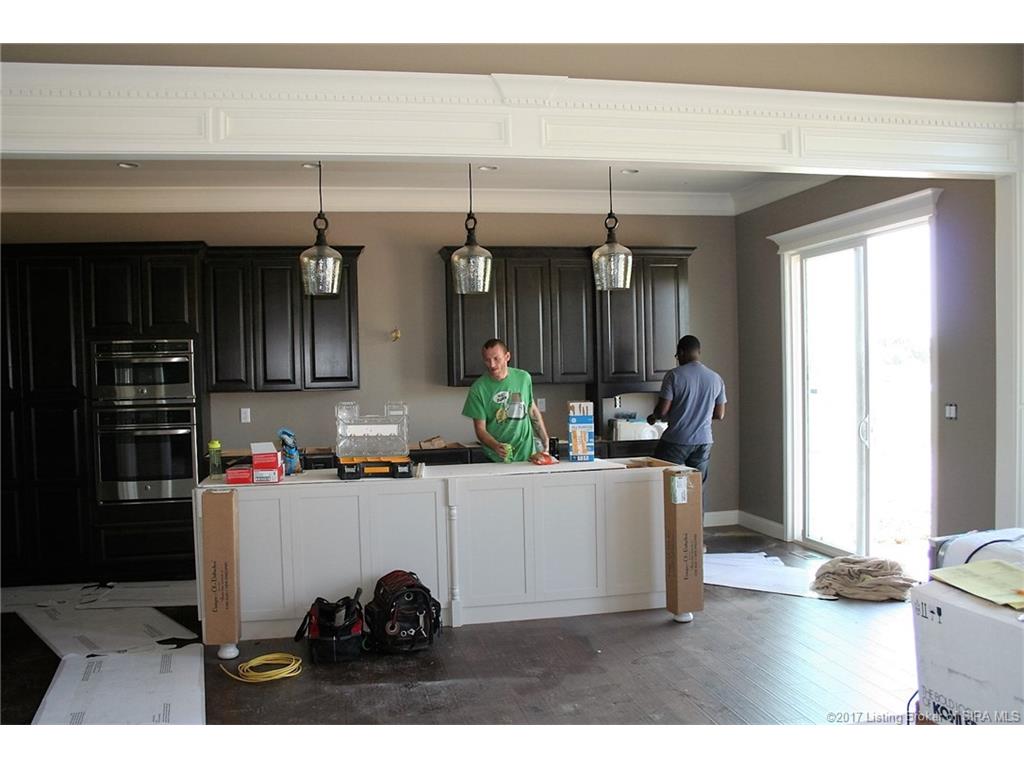 1812 Augusta Pkwy, Henryville, IN 47126