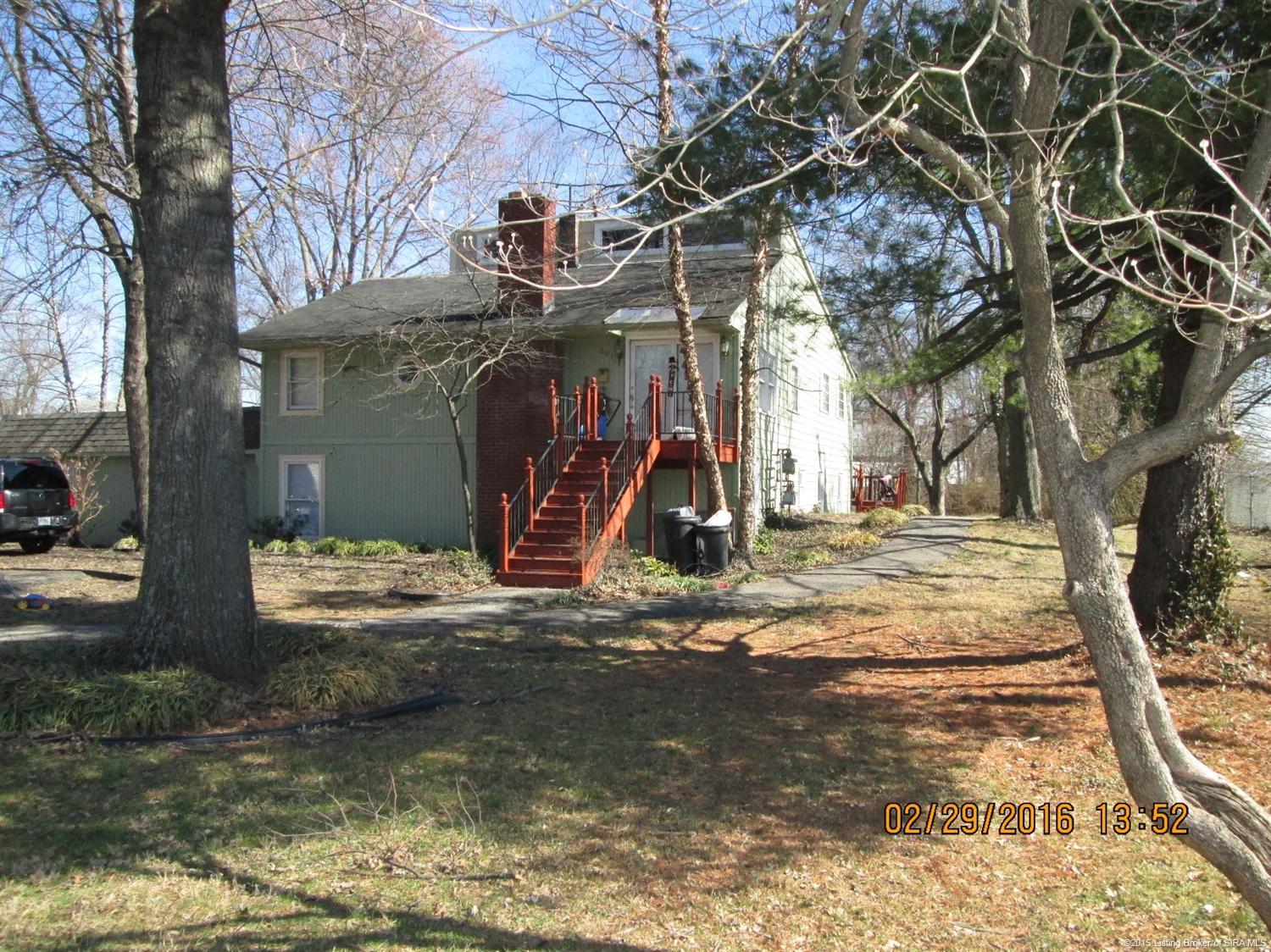434 N Randolph Avenue, Clarksville, IN 47129