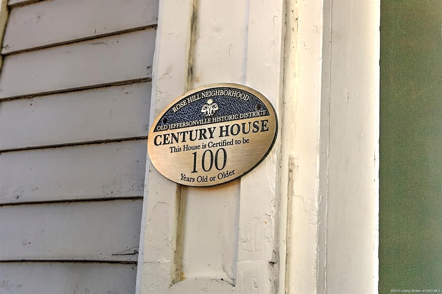215 W Market Street, Jeffersonville, IN 47130