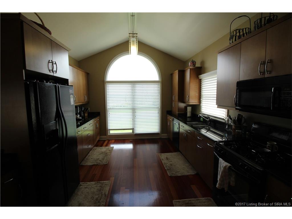 111 Bluff Ridge Road, Utica, IN 47130