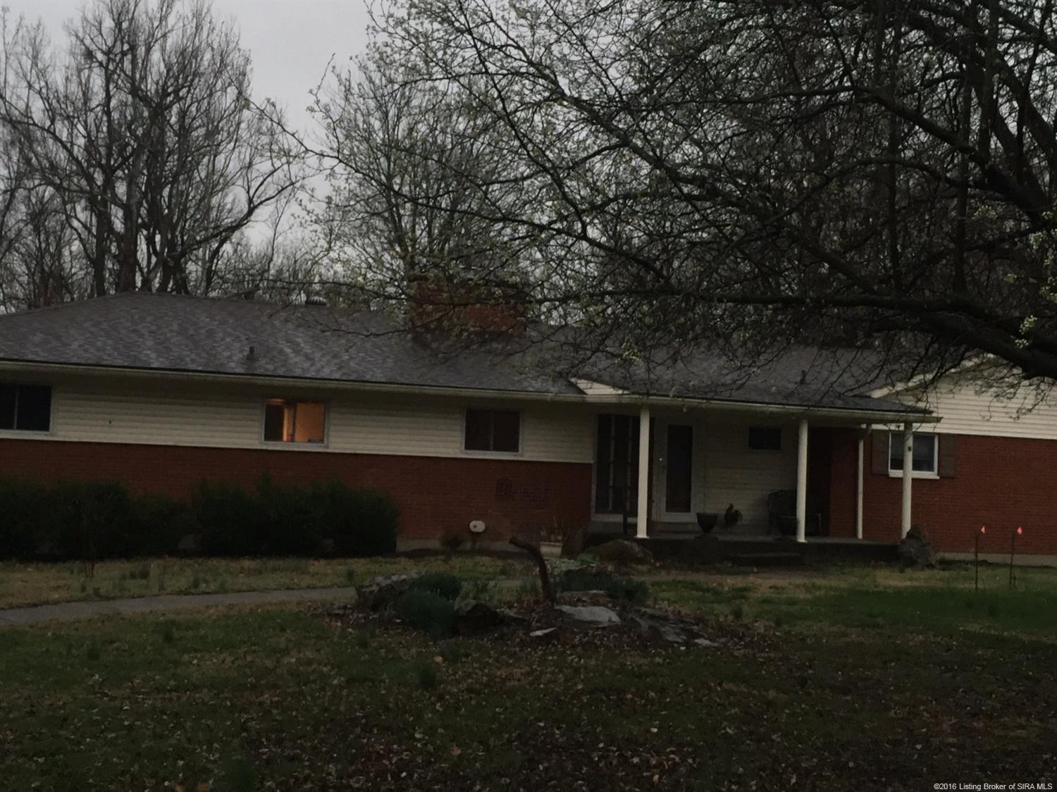 1928 Utica Pike, Jeffersonville, IN 47130