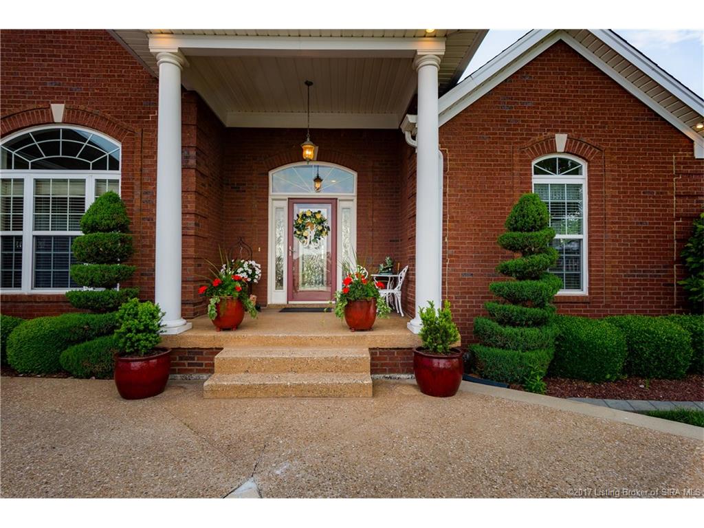 3032 Crystal Lake, Jeffersonville, IN 47130
