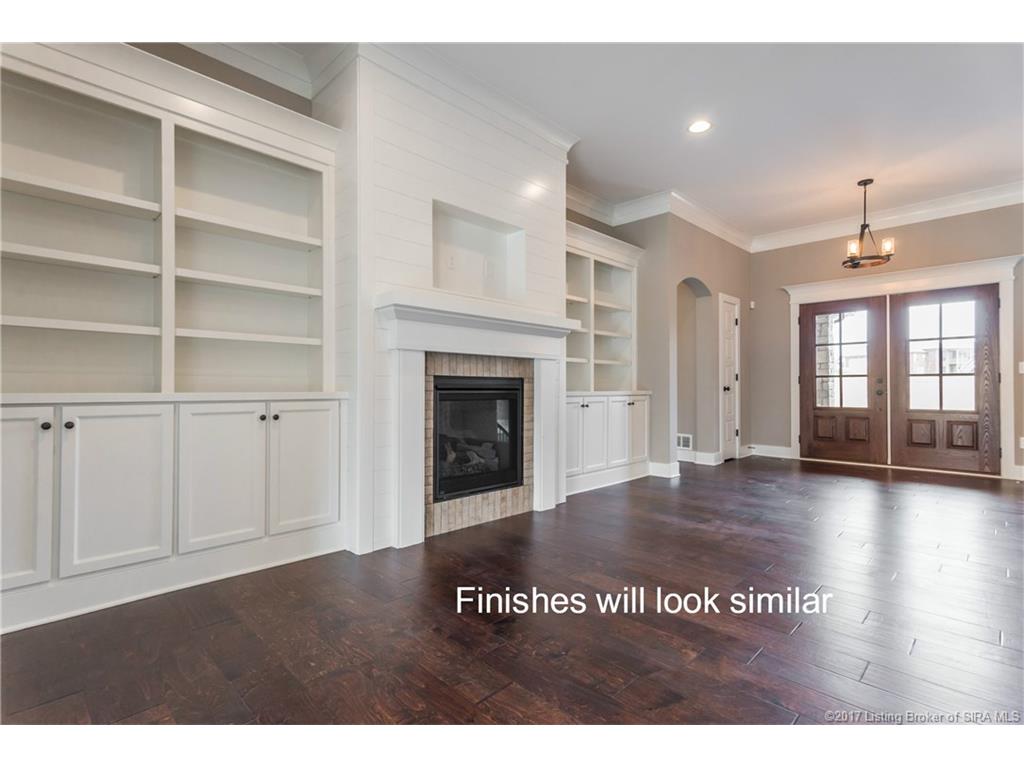 3103 Crystal Lake Dr, Jeffersonville, IN 47130