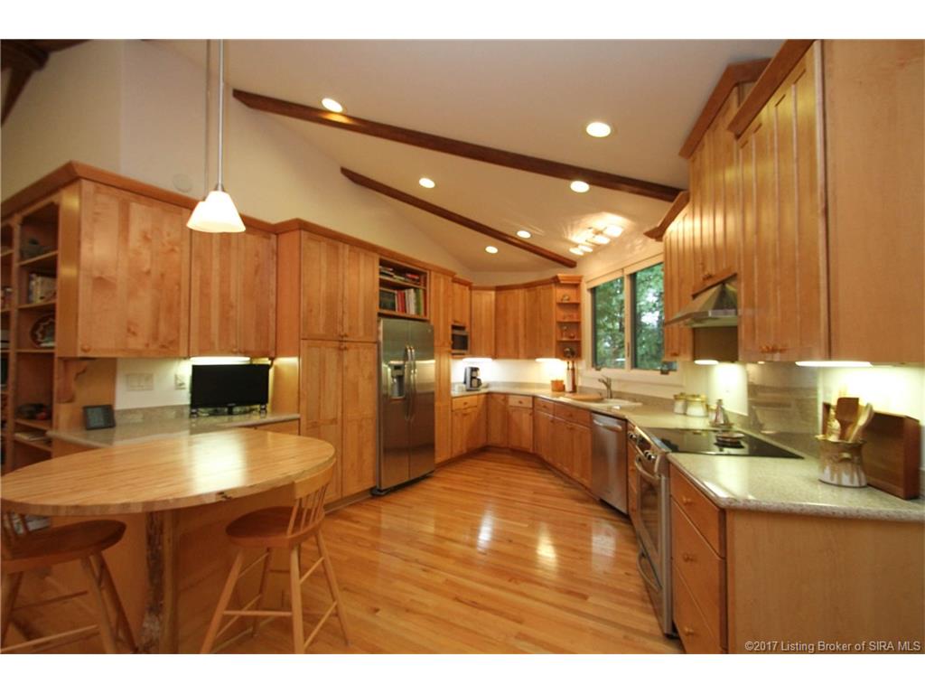 6203 Brookside Court, Lanesville, IN 47136