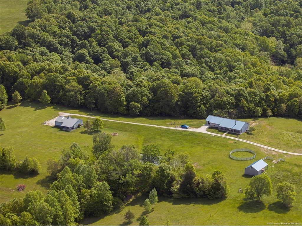 8202 E Shafer Ridge, Leavenworth, IN 47137