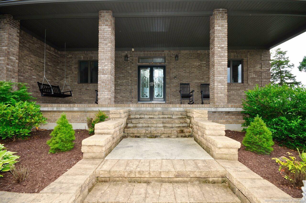 301 S Horseshoe Bend, Leavenworth, IN 47137