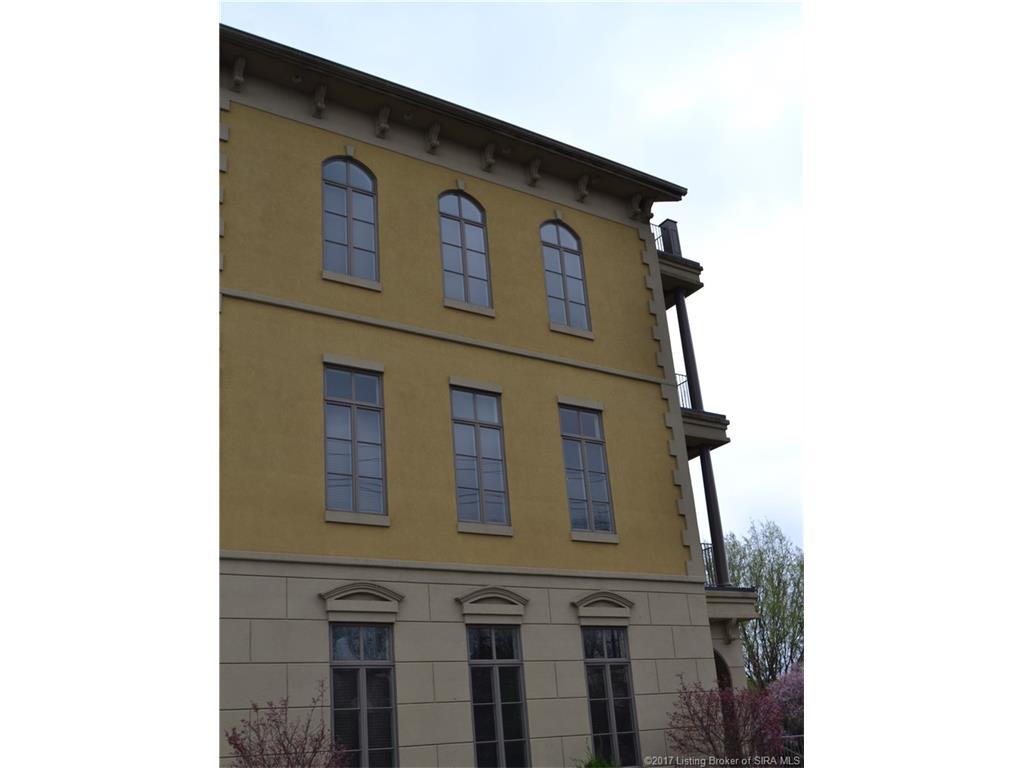 54 Shiloh Place, New Albany, IN 47150