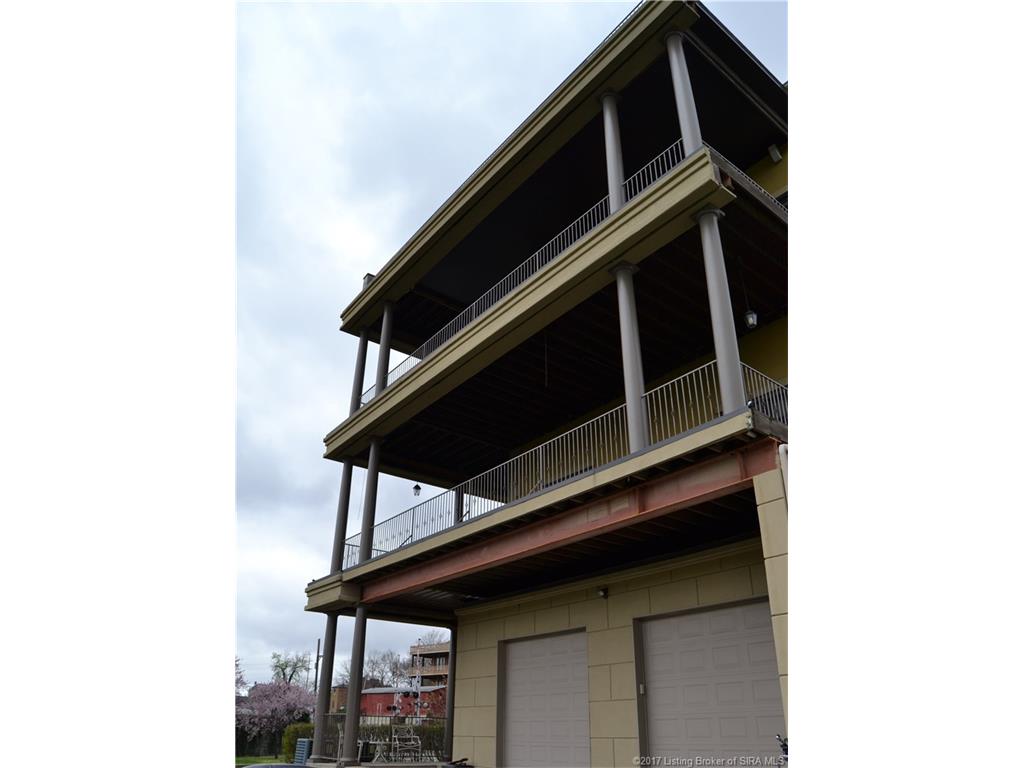 54 Shiloh Place, New Albany, IN 47150