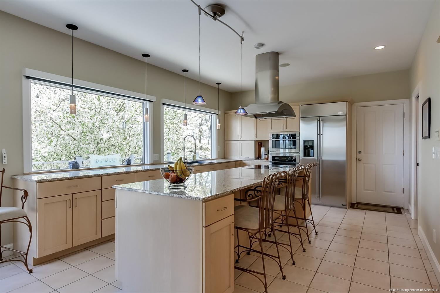 3257 Lands End, New Albany, IN 47150