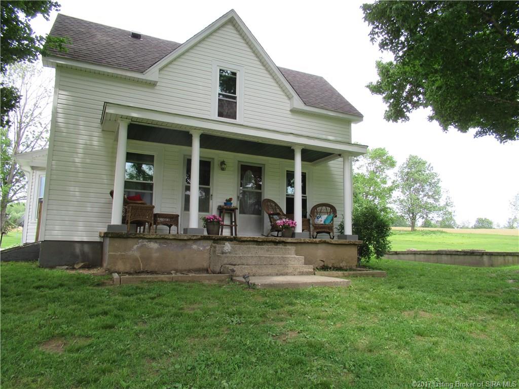 355 N Naugle Lane, Pekin, IN 47165
